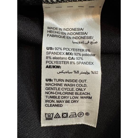 Chico's Zenergy black stretch knit quarter zip top 3/4 sleeve pullover Sz 1 US M - Picture 6 of 6